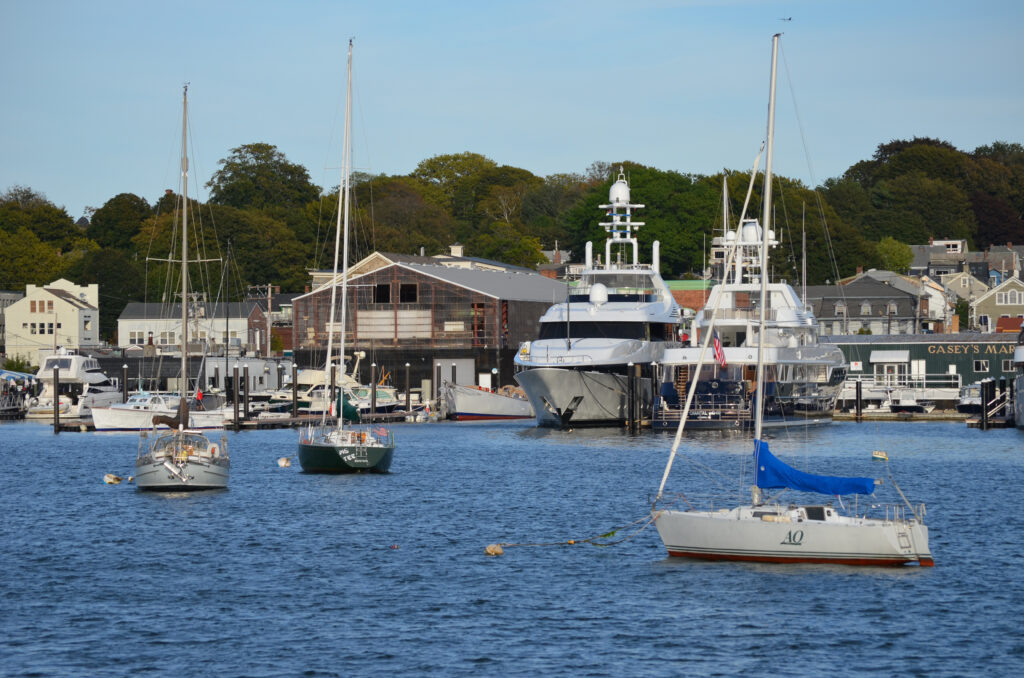 Newport Harbor Walk - Friends of the Waterfront